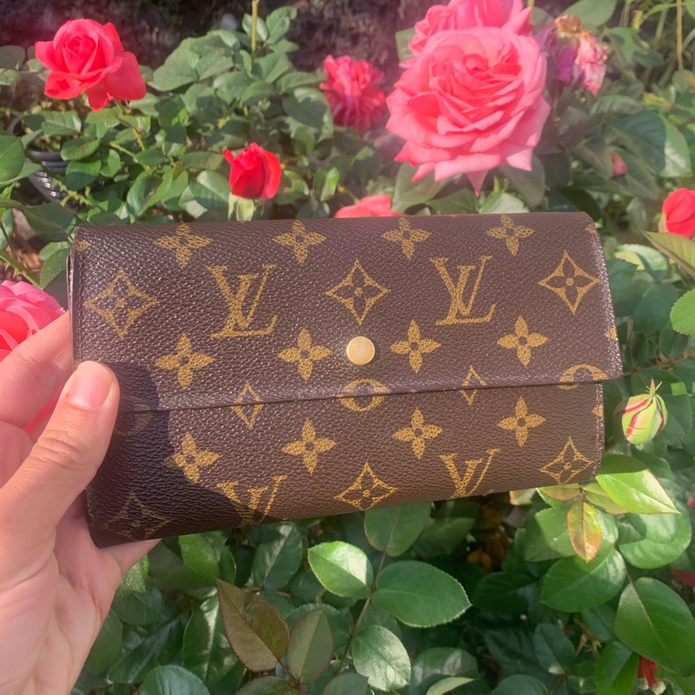 Authentic Louis Vuitton wallet